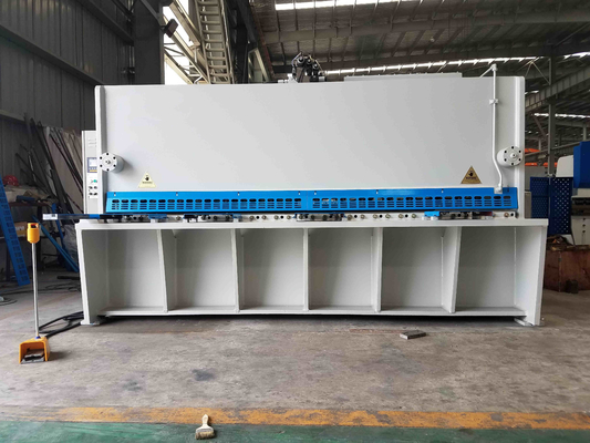 Taglio della perforazione del lavoratore di 80 Ton Ironworker Machine Hydraulic Iron
