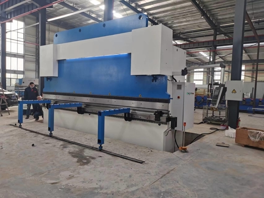 FRENO Y1, Y2 della STAMPA di CNC 600tn/4600, X tavola di deviazione di R+powered