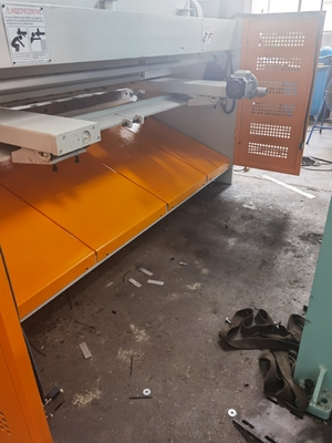 Macchine di taglio idrauliche CNC automatiche